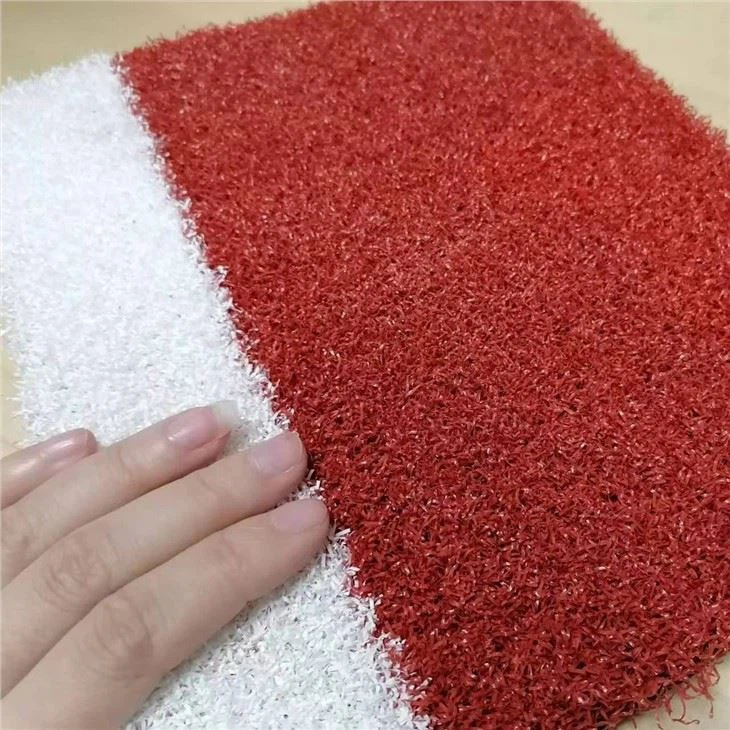 red golf mat